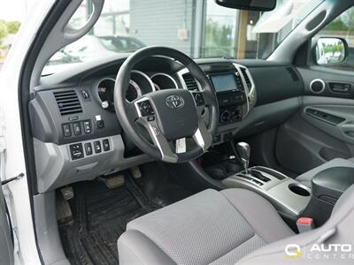 2014 Toyota Tacoma Base V6   - Photo 13 - Lynnwood, WA 98036