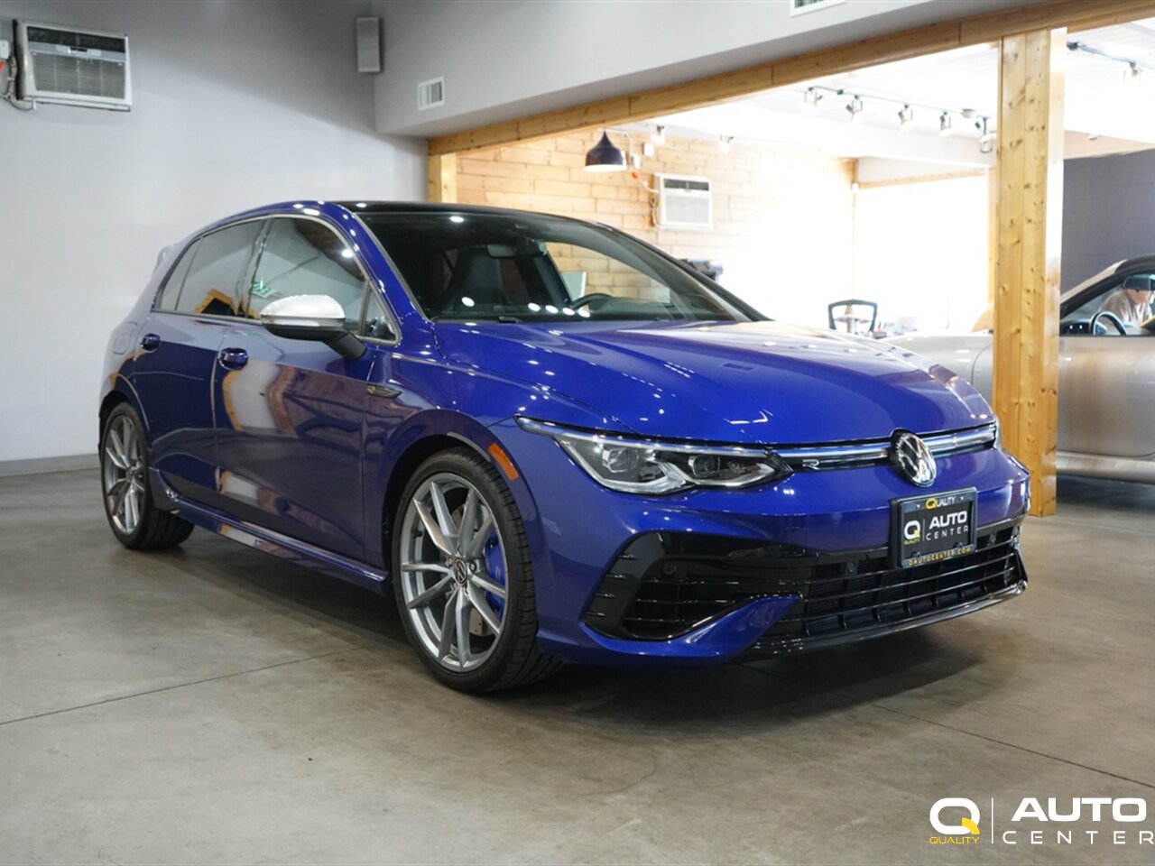 2024 Volkswagen Golf R 2.0T - Photo 3 - Lynnwood, WA 98036