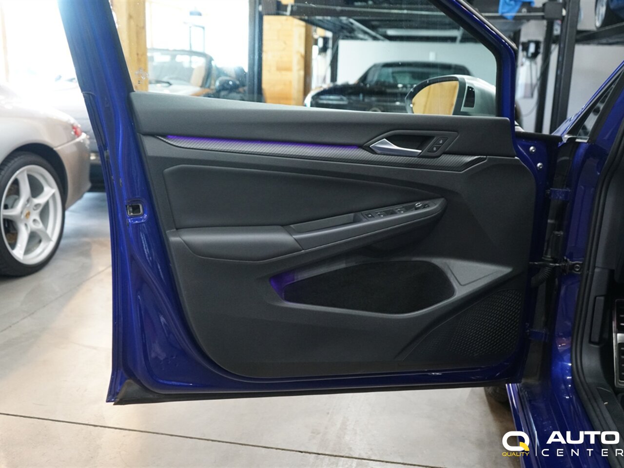 2024 Volkswagen Golf R 2.0T - Photo 10 - Lynnwood, WA 98036