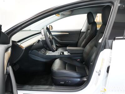 2021 Tesla Model 3 Standard Range Plus   - Photo 10 - Lynnwood, WA 98036