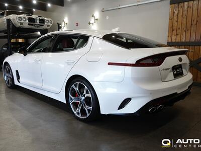 2018 Kia Stinger GT2   - Photo 8 - Lynnwood, WA 98036