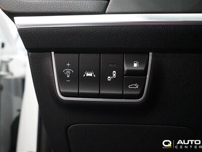 2018 Kia Stinger GT2   - Photo 30 - Lynnwood, WA 98036