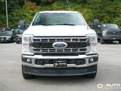 2023 Ford F-350 XLT   - Photo 2 - Lynnwood, WA 98036