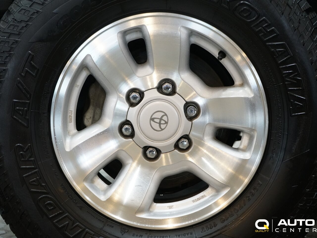 1998 Toyota 4Runner SR5 - Photo 12 - Lynnwood, WA 98036