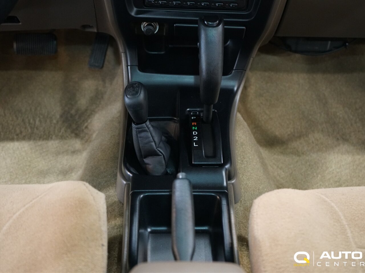 1998 Toyota 4Runner SR5 - Photo 37 - Lynnwood, WA 98036
