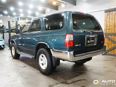 1998 Toyota 4Runner SR5 - Photo 8 - Lynnwood, WA 98036