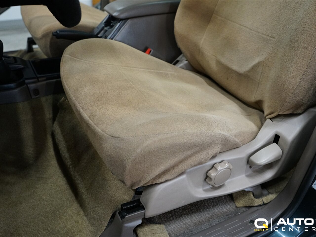 1998 Toyota 4Runner SR5 - Photo 32 - Lynnwood, WA 98036