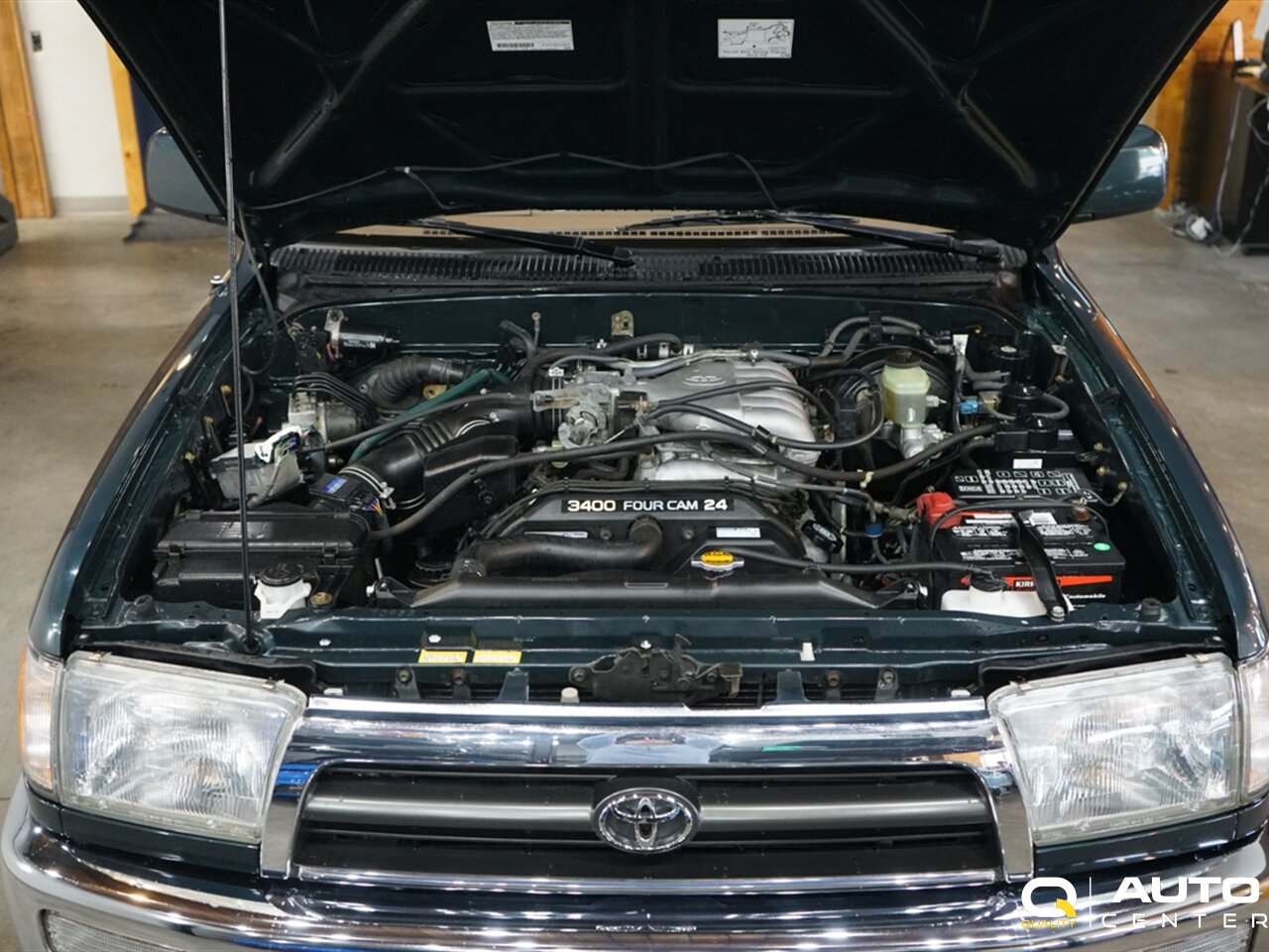 1998 Toyota 4Runner SR5 - Photo 14 - Lynnwood, WA 98036