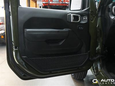 2022 Jeep Wrangler Sport S   - Photo 11 - Lynnwood, WA 98036