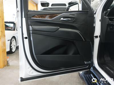 2021 Cadillac Escalade Premium Luxury Platinum   - Photo 13 - Lynnwood, WA 98036