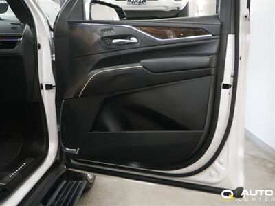 2021 Cadillac Escalade Premium Luxury Platinum   - Photo 17 - Lynnwood, WA 98036