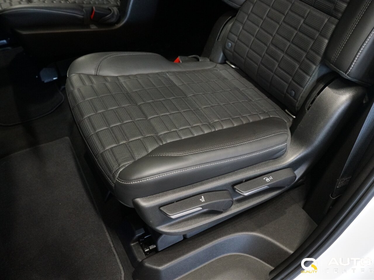2021 Cadillac Escalade Premium Luxury Platinum - Photo 50 - Lynnwood, WA 98036