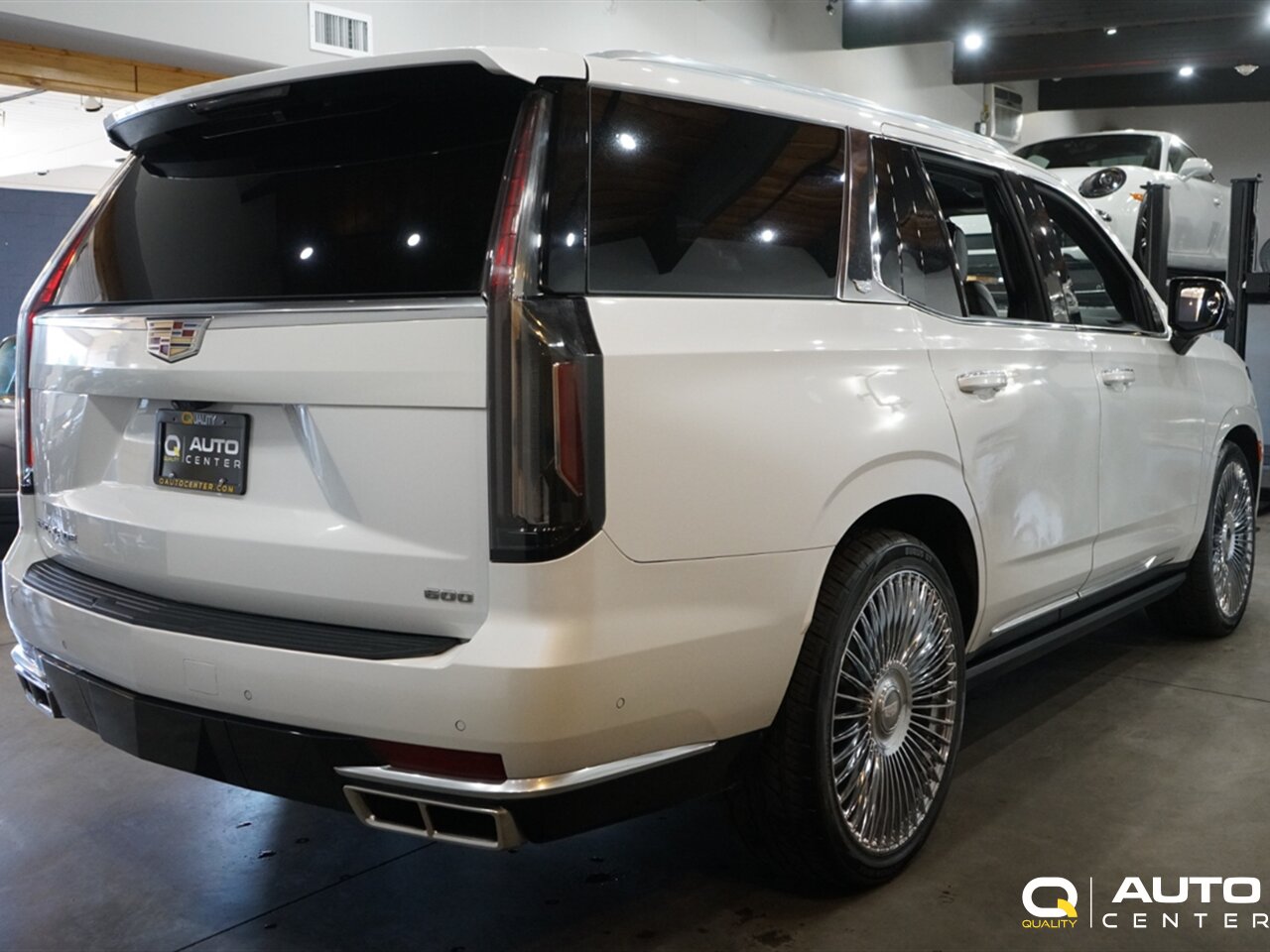 2021 Cadillac Escalade Premium Luxury Platinum - Photo 6 - Lynnwood, WA 98036