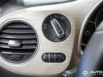2018 Volkswagen Beetle 2.0T SE   - Photo 24 - Lynnwood, WA 98036