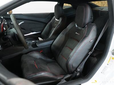 2021 Chevrolet Camaro ZL1   - Photo 20 - Lynnwood, WA 98036
