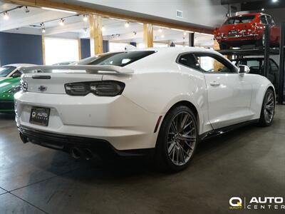 2021 Chevrolet Camaro ZL1   - Photo 5 - Lynnwood, WA 98036