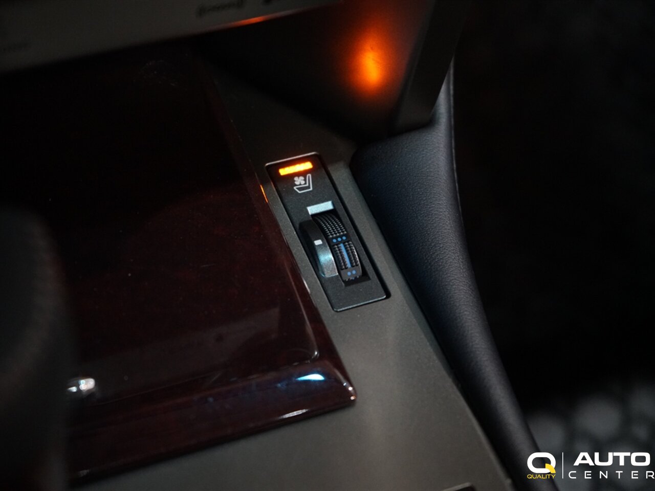 2014 Lexus GX 460 460 Luxury - Photo 22 - Lynnwood, WA 98036