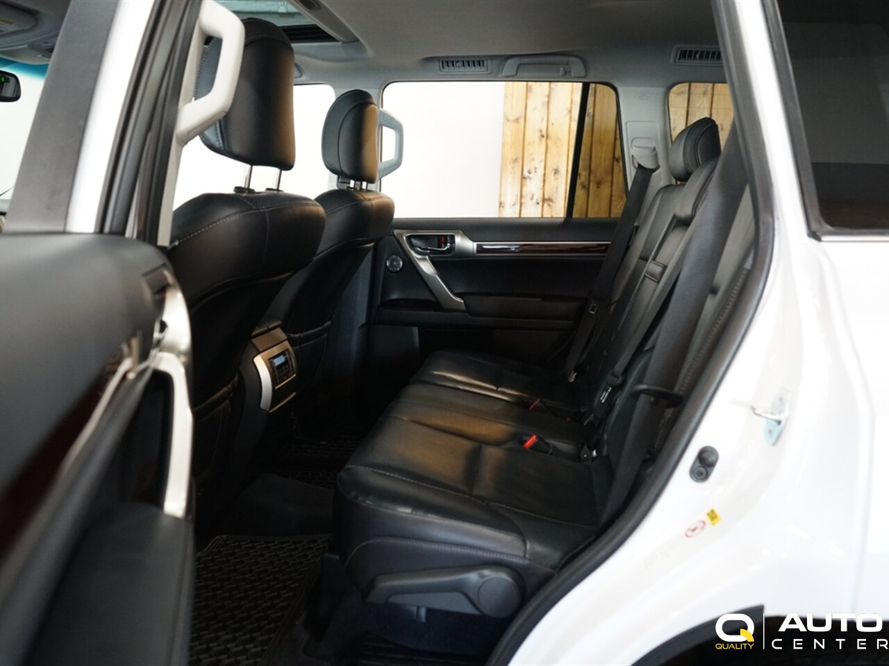 2014 Lexus GX 460 460 Luxury - Photo 28 - Lynnwood, WA 98036