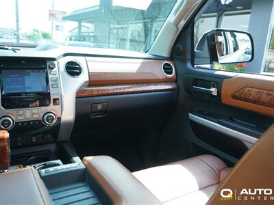 2018 Toyota Tundra Platinum 5.7L V8   - Photo 26 - Lynnwood, WA 98036