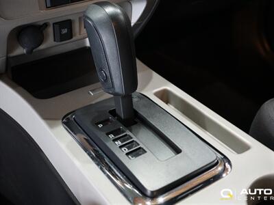 2010 Ford Escape Limited   - Photo 26 - Lynnwood, WA 98036