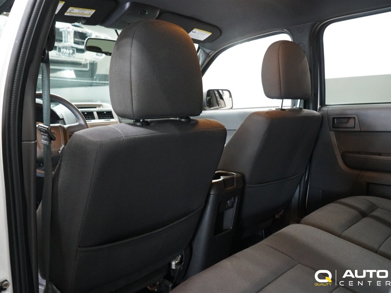 2010 Ford Escape Limited - Photo 28 - Lynnwood, WA 98036