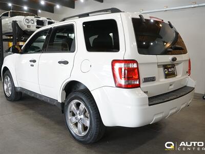 2010 Ford Escape Limited   - Photo 6 - Lynnwood, WA 98036