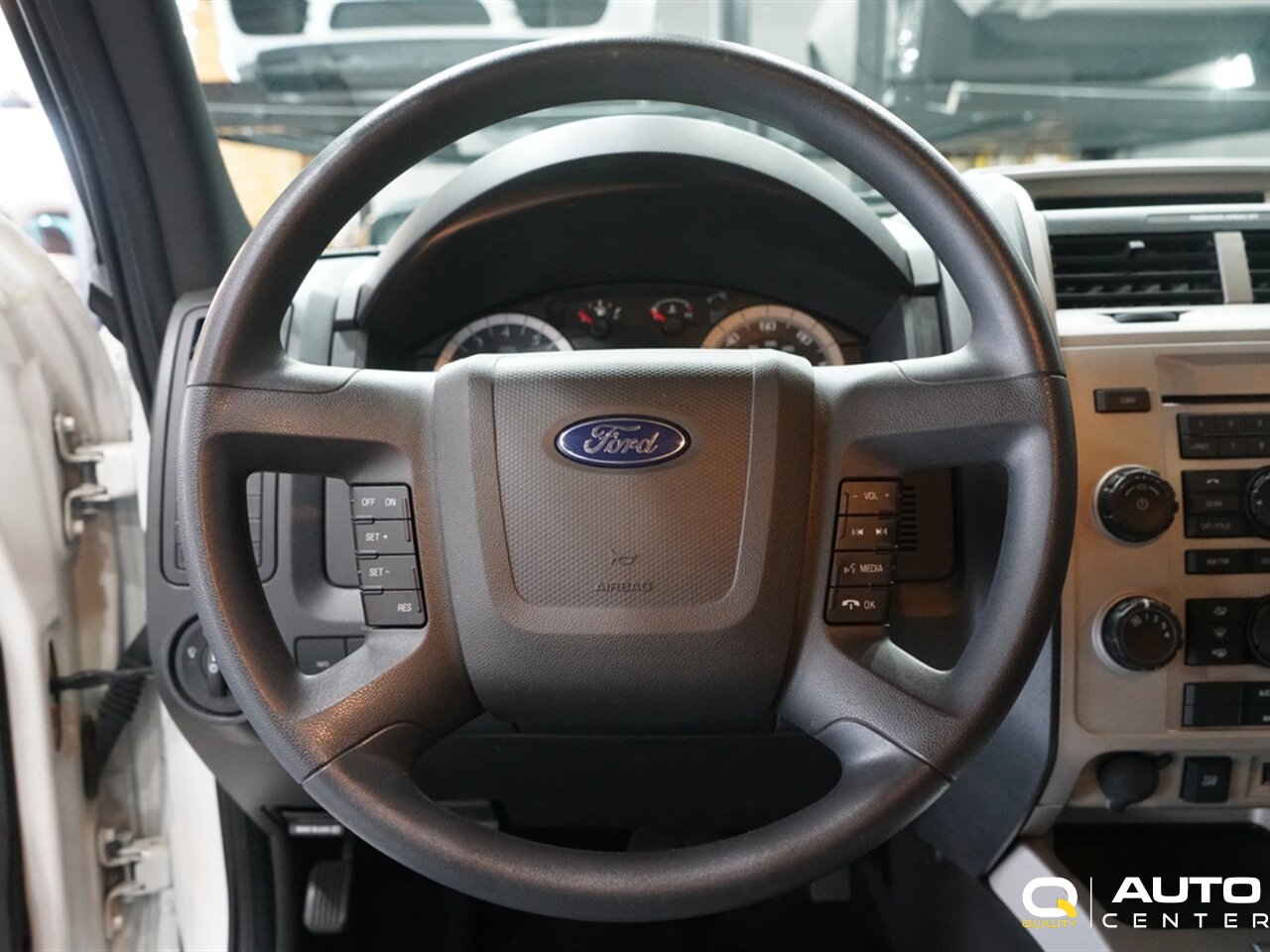 2010 Ford Escape Limited - Photo 22 - Lynnwood, WA 98036