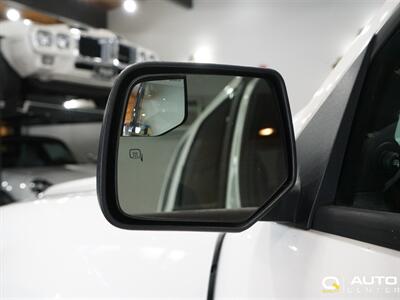 2010 Ford Escape Limited   - Photo 8 - Lynnwood, WA 98036