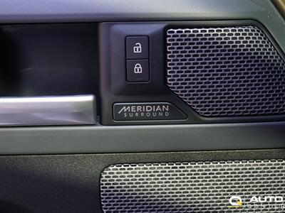 2021 Land Rover Defender X   - Photo 16 - Lynnwood, WA 98036