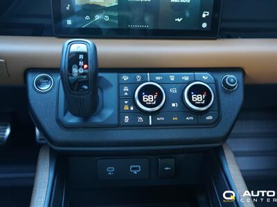 2021 Land Rover Defender X   - Photo 28 - Lynnwood, WA 98036