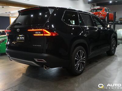 2025 Toyota Grand Highlander Hybrid MAX Platinum   - Photo 4 - Lynnwood, WA 98036