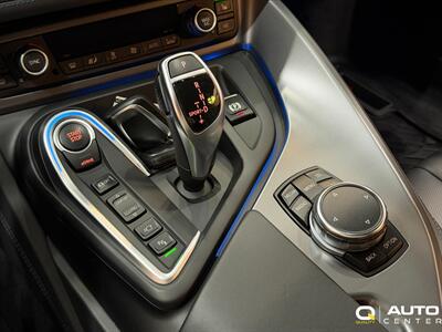 2016 BMW i8   - Photo 23 - Lynnwood, WA 98036