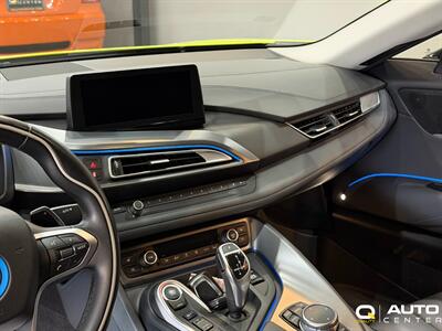 2016 BMW i8   - Photo 17 - Lynnwood, WA 98036