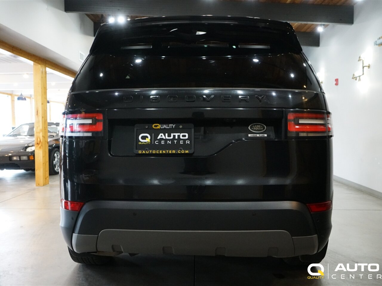 2017 Land Rover Discovery HSE - Photo 5 - Lynnwood, WA 98036