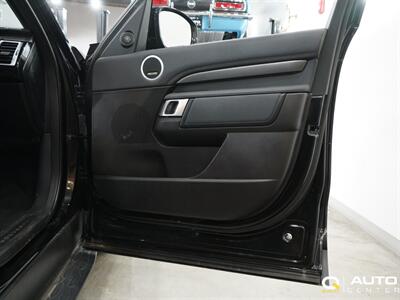 2017 Land Rover Discovery HSE   - Photo 13 - Lynnwood, WA 98036