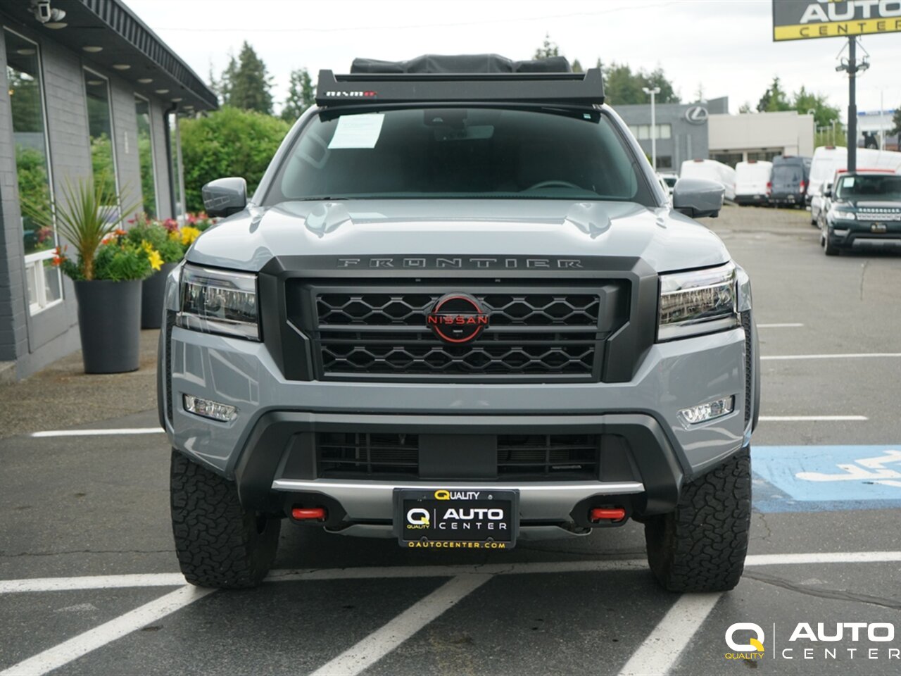 2024 Nissan Frontier PRO-4X - Photo 2 - Lynnwood, WA 98036
