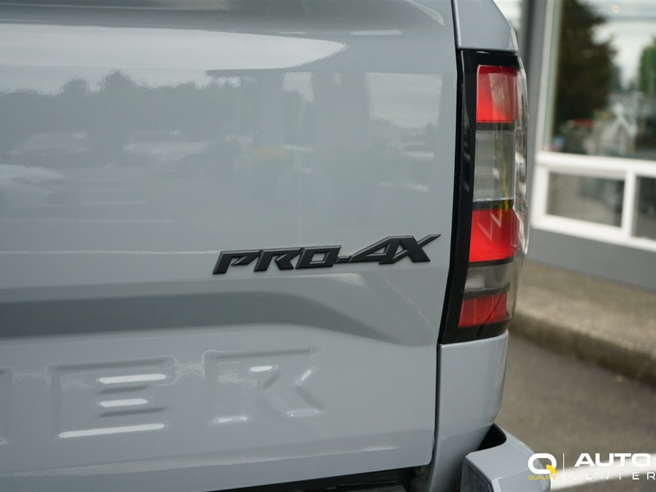 2024 Nissan Frontier PRO-4X - Photo 8 - Lynnwood, WA 98036