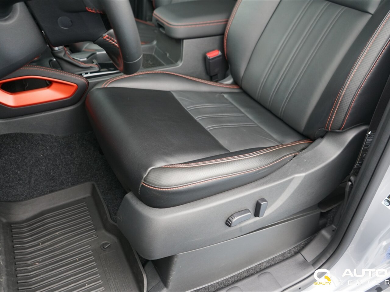 2024 Nissan Frontier PRO-4X - Photo 18 - Lynnwood, WA 98036