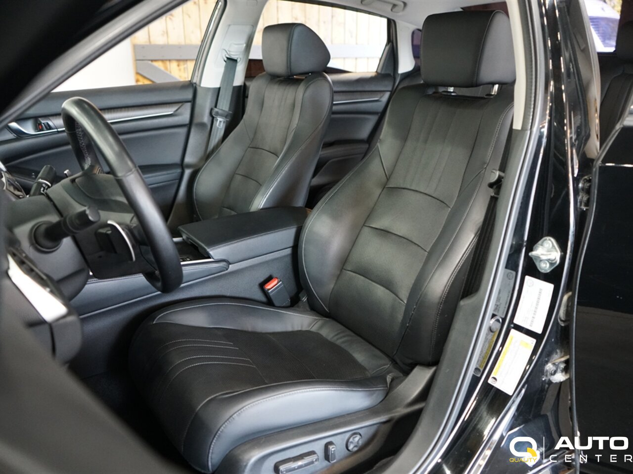 2018 Honda Accord Touring - Photo 15 - Lynnwood, WA 98036