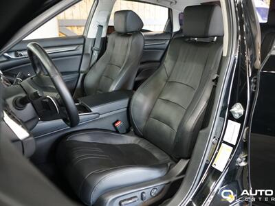 2018 Honda Accord Touring   - Photo 15 - Lynnwood, WA 98036