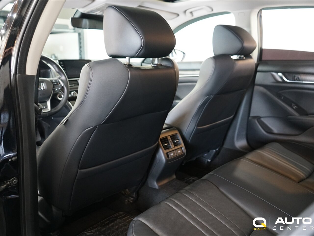 2018 Honda Accord Touring - Photo 32 - Lynnwood, WA 98036