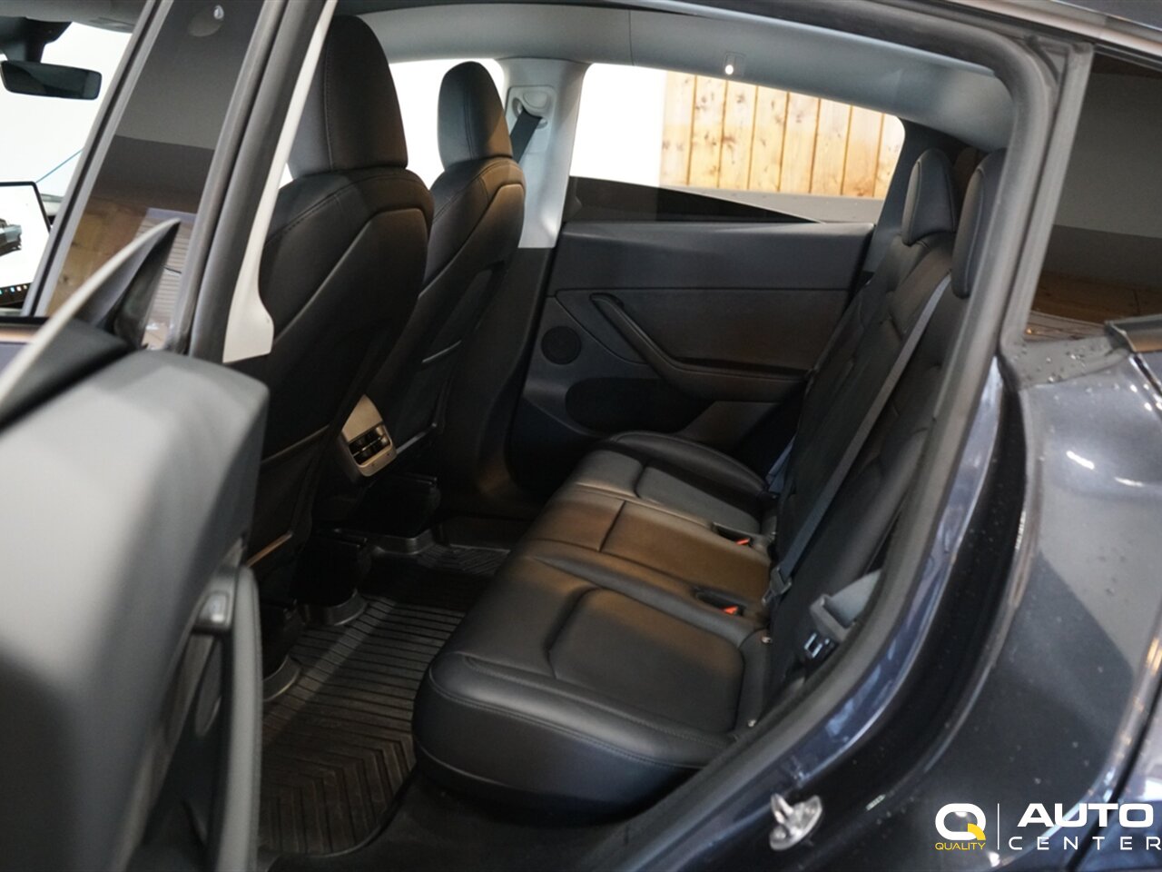 2024 Tesla Model Y Standard Range - Photo 21 - Lynnwood, WA 98036