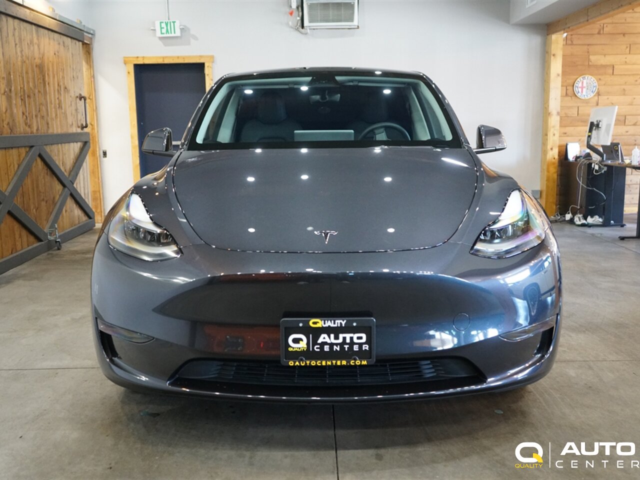 2024 Tesla Model Y Standard Range - Photo 2 - Lynnwood, WA 98036