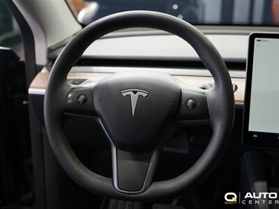 2024 Tesla Model Y Standard Range - Photo 12 - Lynnwood, WA 98036