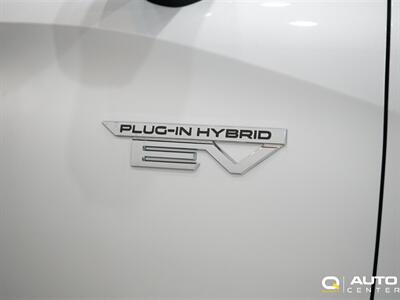 2025 Mitsubishi Outlander PHEV SE   - Photo 4 - Lynnwood, WA 98036