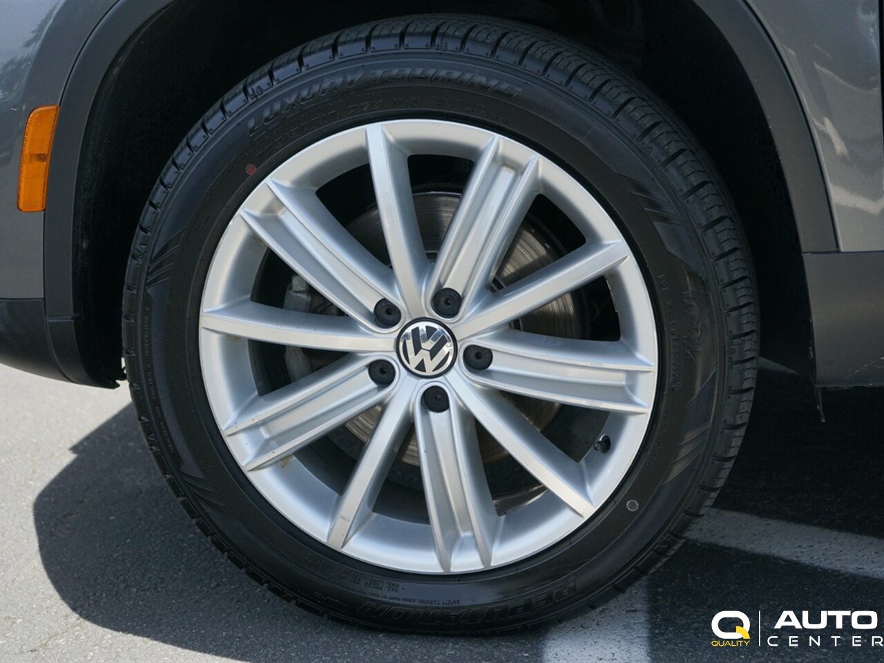 2015 Volkswagen Tiguan SEL 4Motion - Photo 8 - Lynnwood, WA 98036