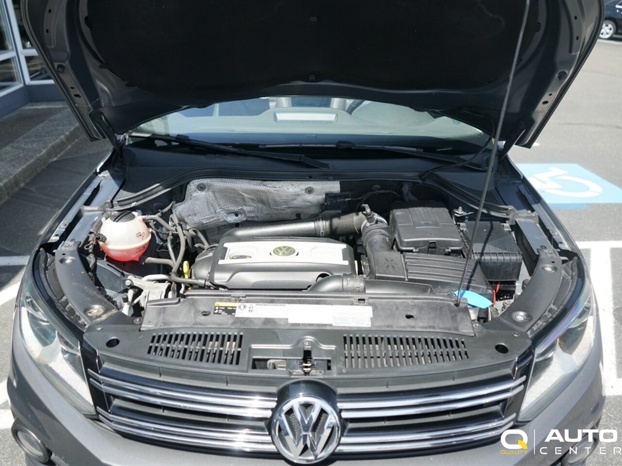 2015 Volkswagen Tiguan SEL 4Motion - Photo 9 - Lynnwood, WA 98036