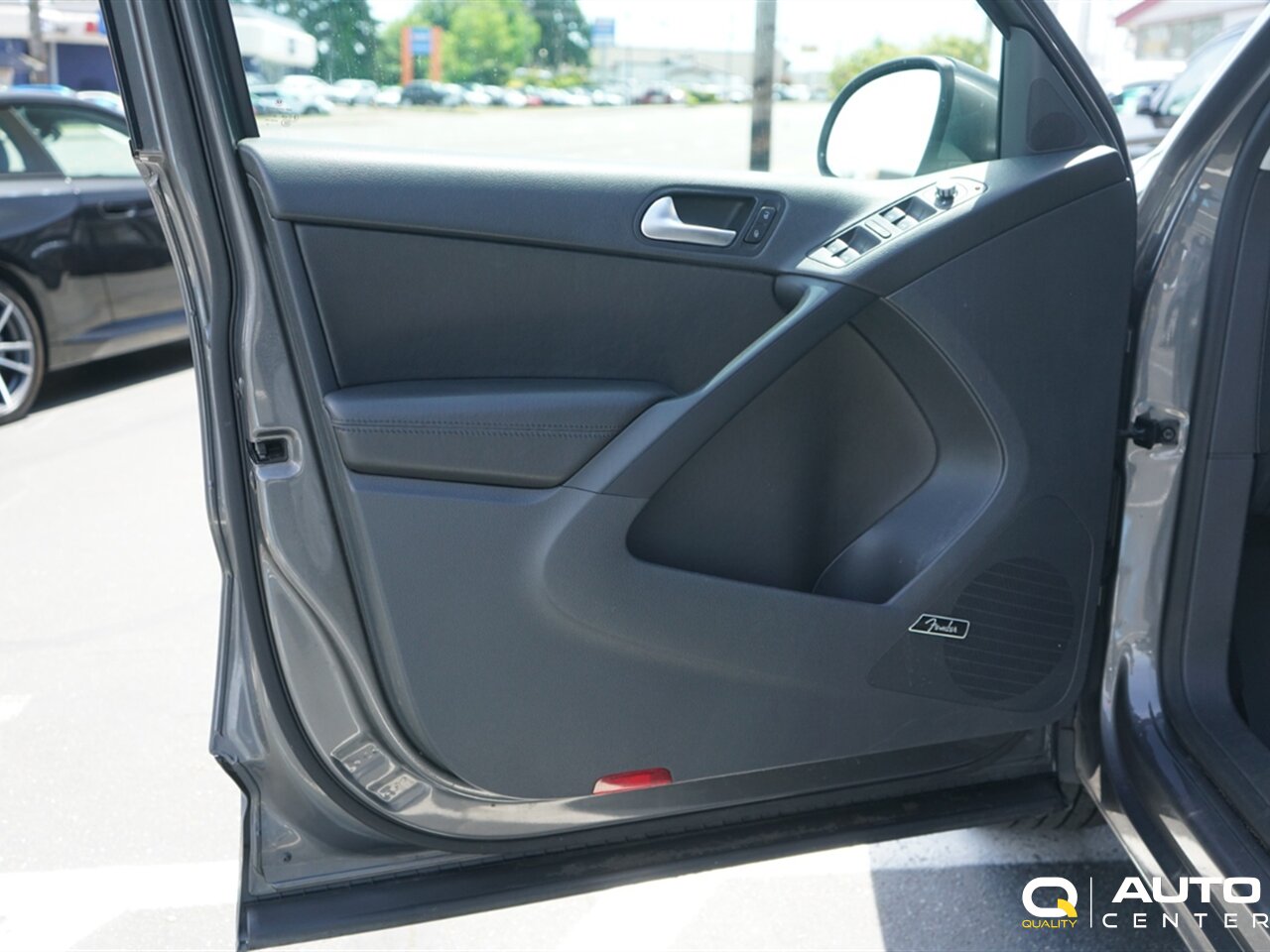2015 Volkswagen Tiguan SEL 4Motion - Photo 10 - Lynnwood, WA 98036