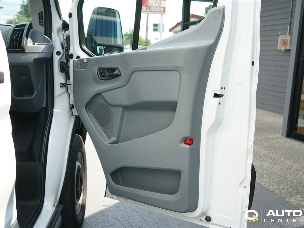 2019 Ford Transit - Photo 11 - Lynnwood, WA 98036