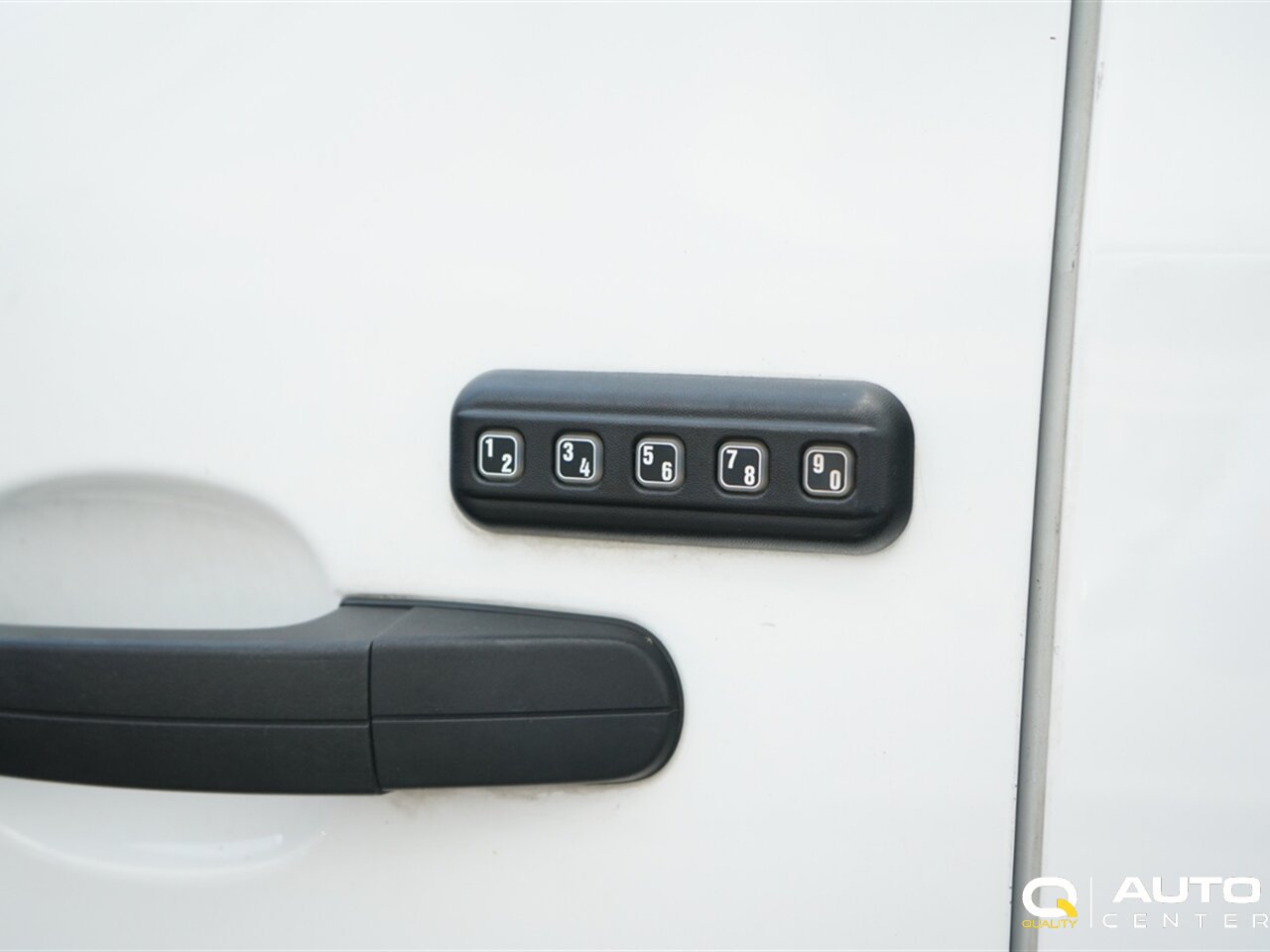 2019 Ford Transit - Photo 8 - Lynnwood, WA 98036